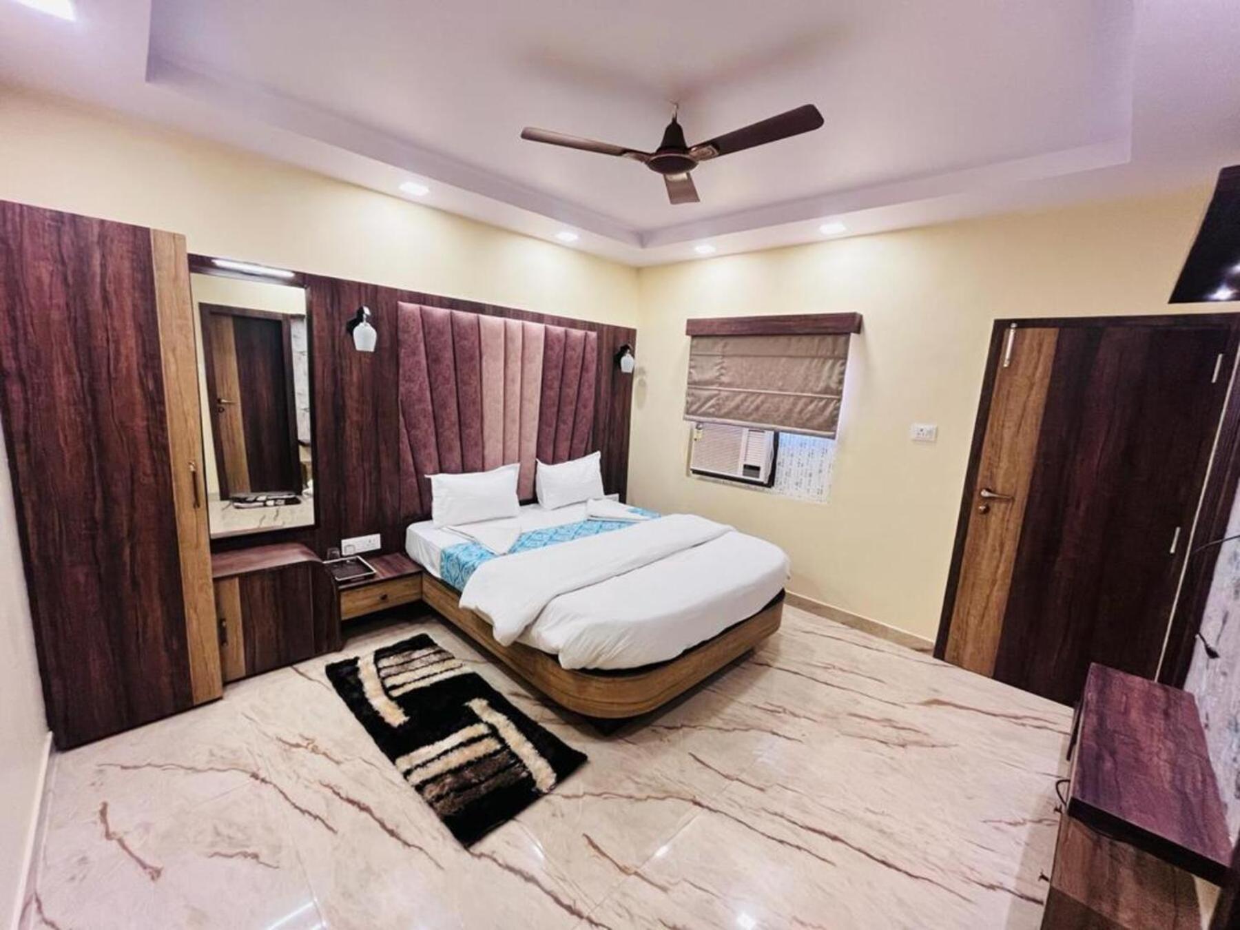 Ks Paying Guest House Varanasi Eksteriør billede