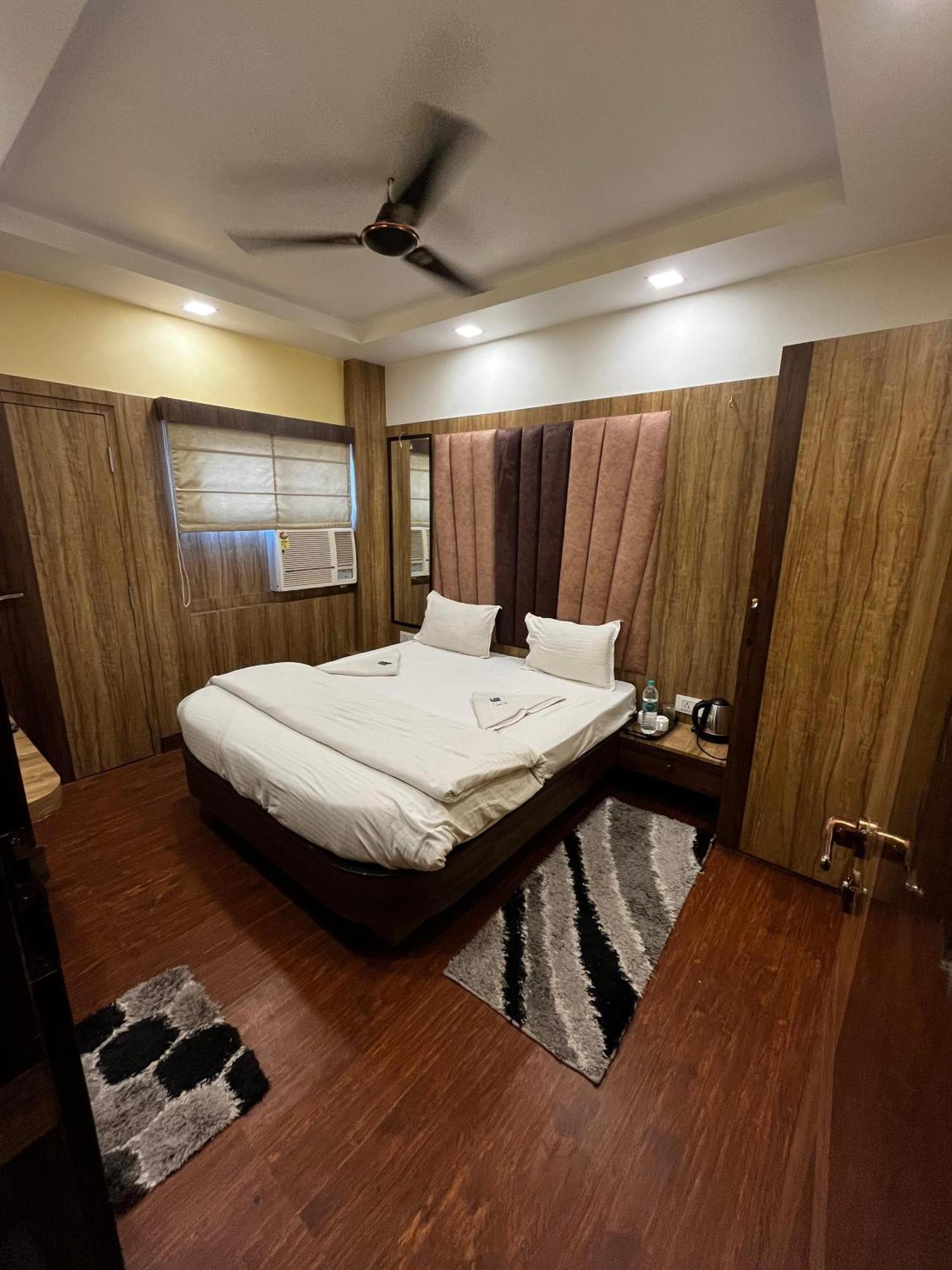 Ks Paying Guest House Varanasi Eksteriør billede